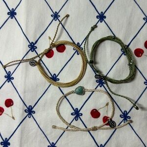 Pura Vida Bracelets